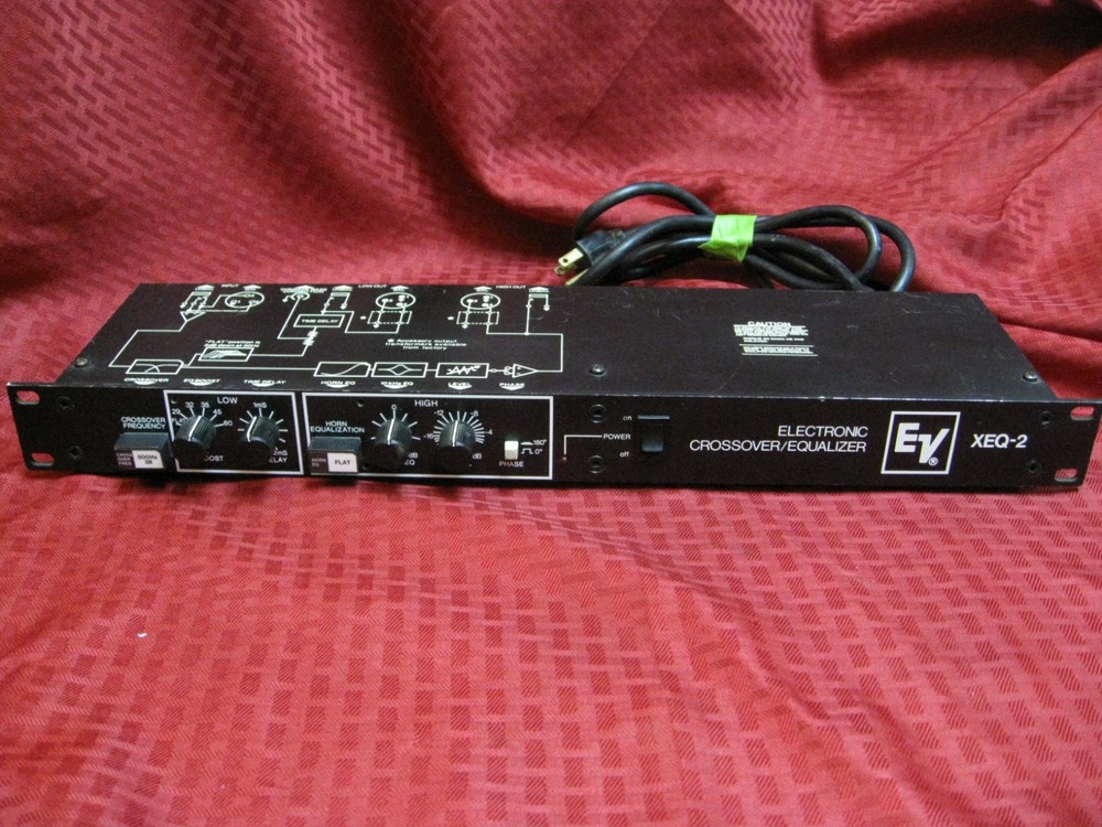 PAIR Electro-Voice (EV) XEQ-2 Electronic rackmount Crossover/Equalizer tested