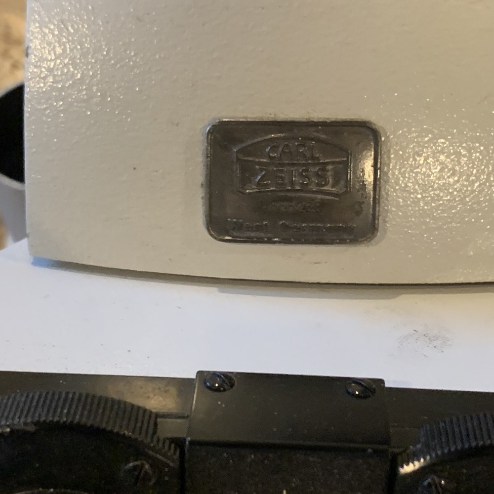 Carl Zeiss Binocular - Sample comparator