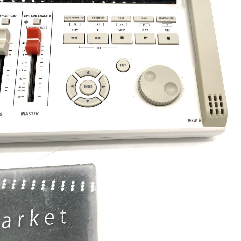 Zoom R16 Portable Multitrack Recorder Controller Interface device Used W case