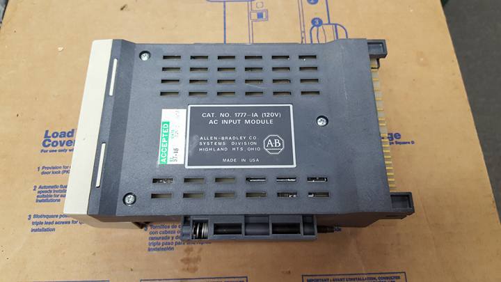 ALLEN BRADLEY 1777-IA AC INPUT MODULE   W547