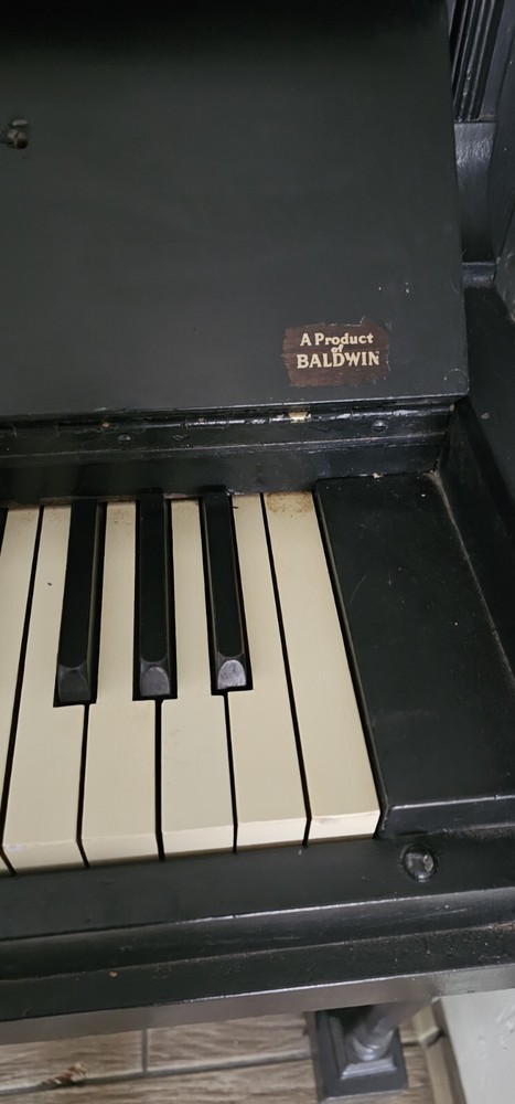 PRODUCT OR BALDWIN- PIANO