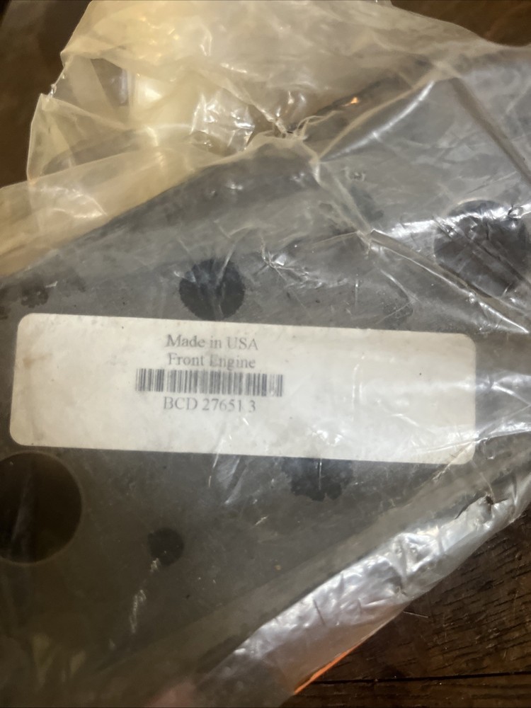 NOS BCD Motor Mount Fit Freightliner BCD-27651-3
