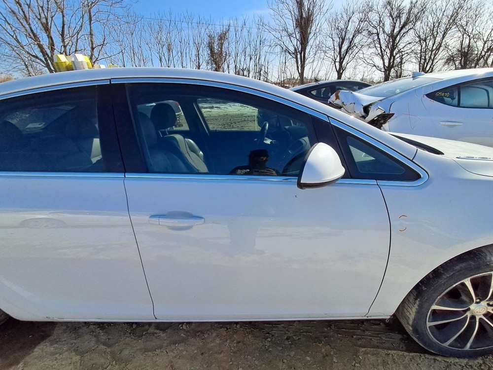 2016 Buick Verano Used Display Screen OEM 594-01357 No Anti-Theft Code