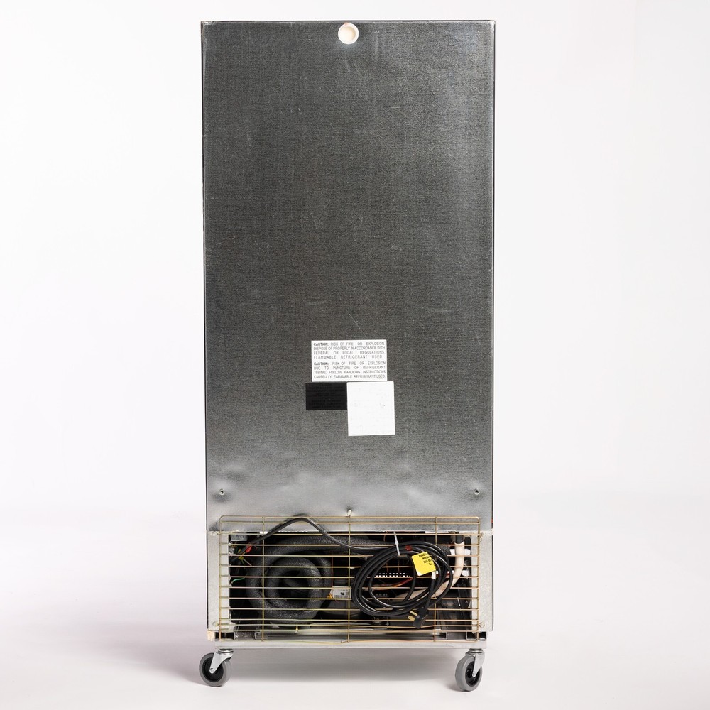 11.6 Cubic Ft PEAKCOLD PLUS Upright Display Cooler