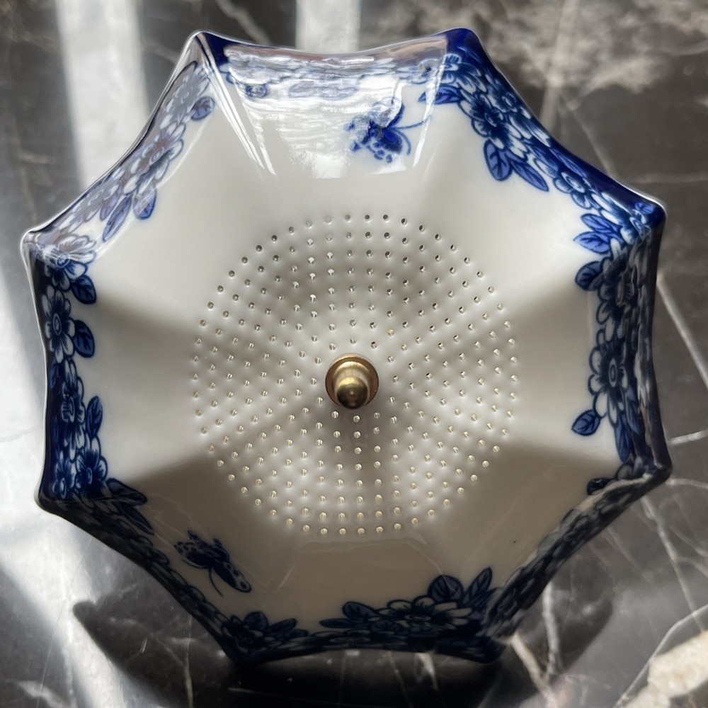Porcelain Blue and White Tea Strainer Umbrella-Shape Tea ware/Tea Table Decor