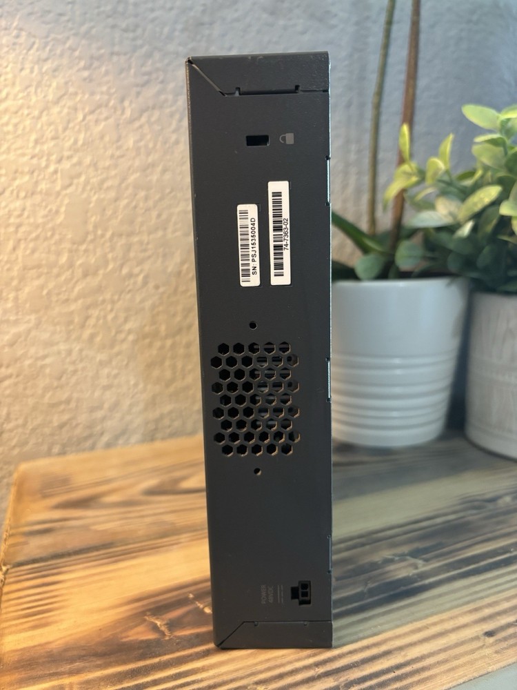 Cisco 2500 Series Wireless LAN Controller - Centralized Network Management