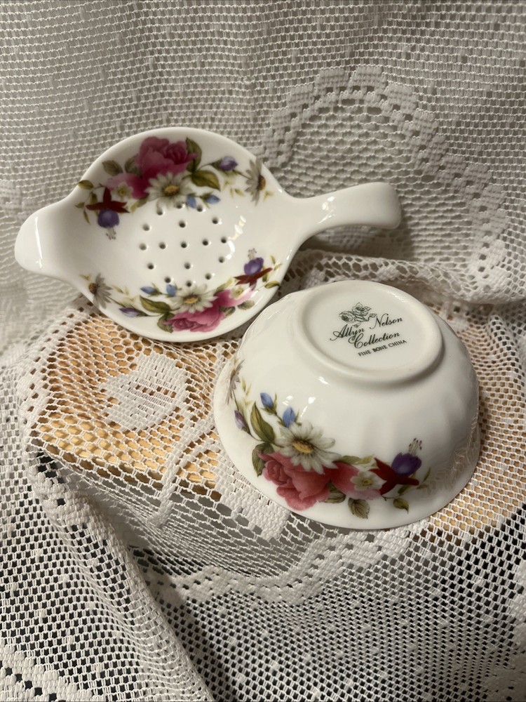 Vtg Allyn Nelson Fine Bone China Rose Pattern Tea Strainer & Drip Bowl Set