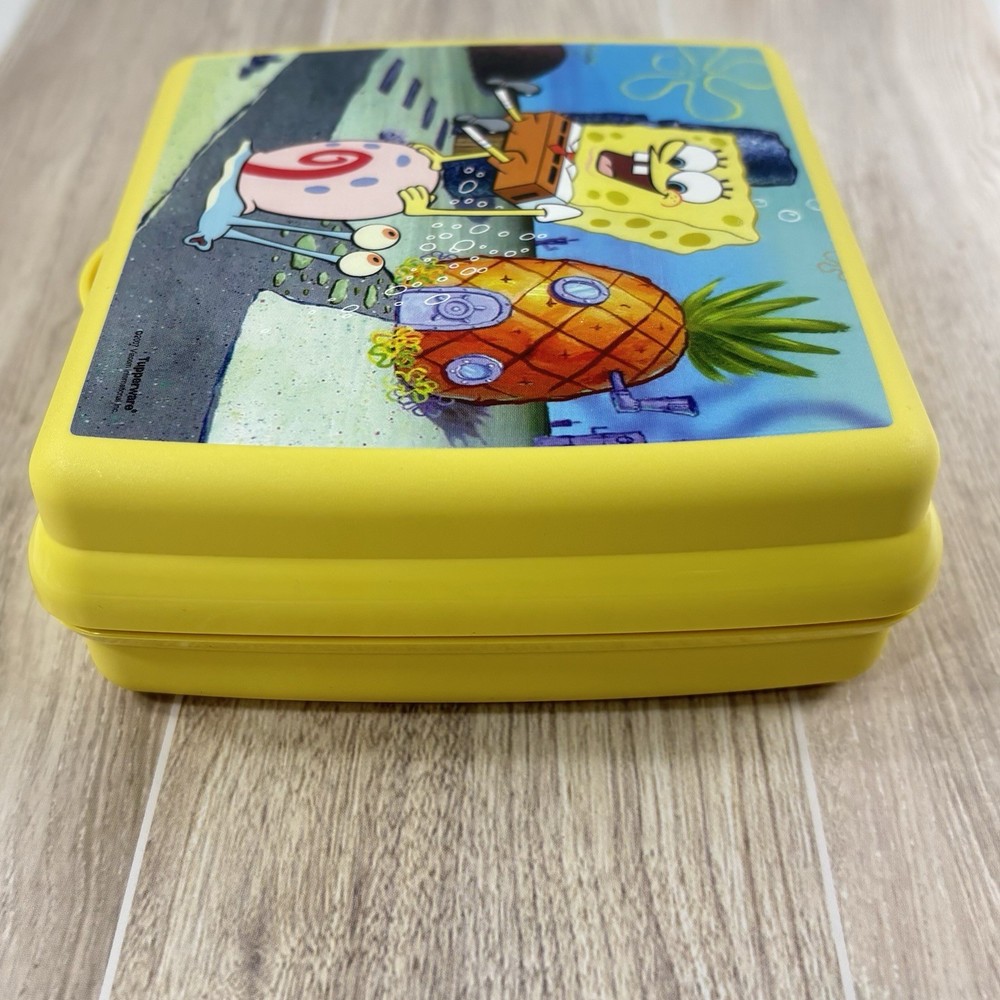 Tupperware SPONGEBOB SQUAREPANTS Sandwich Keeper Gary Pineapple 2007 EUC