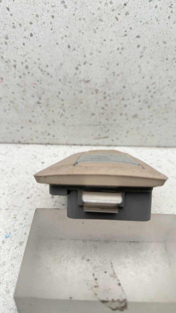 95 LEXUS ES300 Interior Light Dome Light Oeverhead light