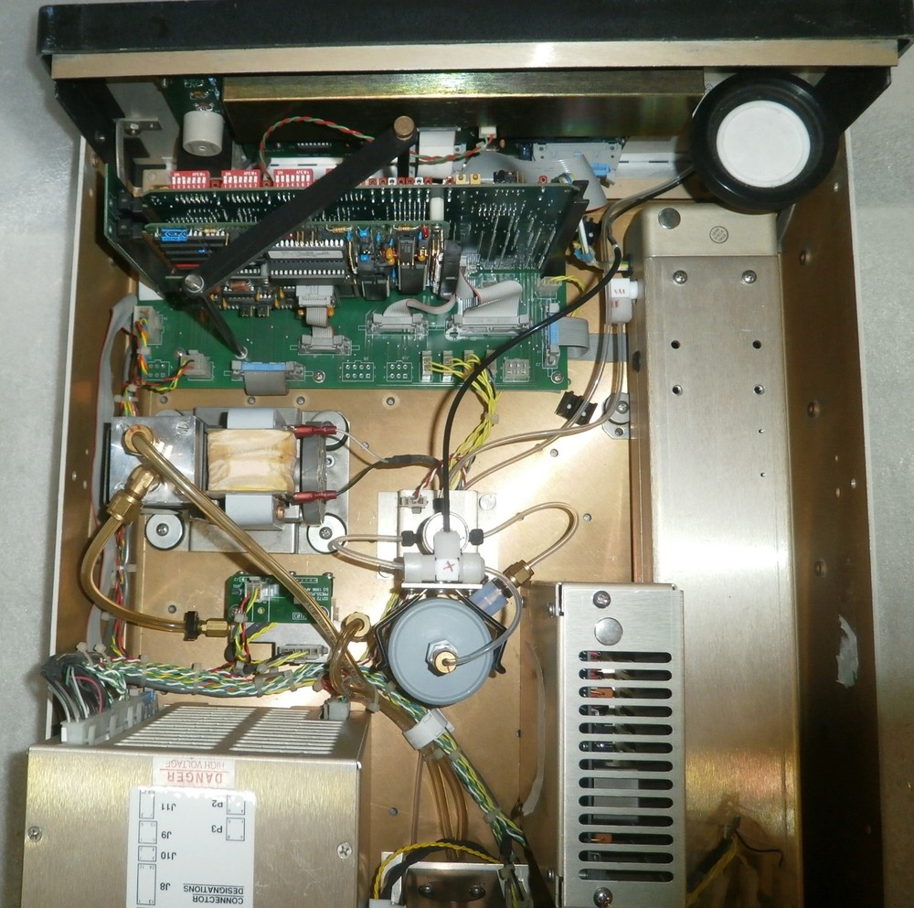 Teledyne (API) 400A Photometric O3 Analyzer Model 400A