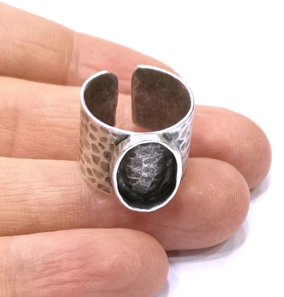 Oval Adjustable Ring Blank,  Antique Silver Plated Brass 14x10 mm blank  G19714