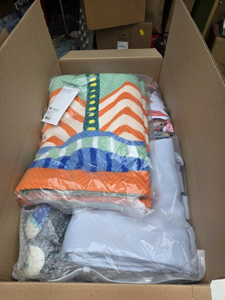 Medium Mystery Boxes - Various Items