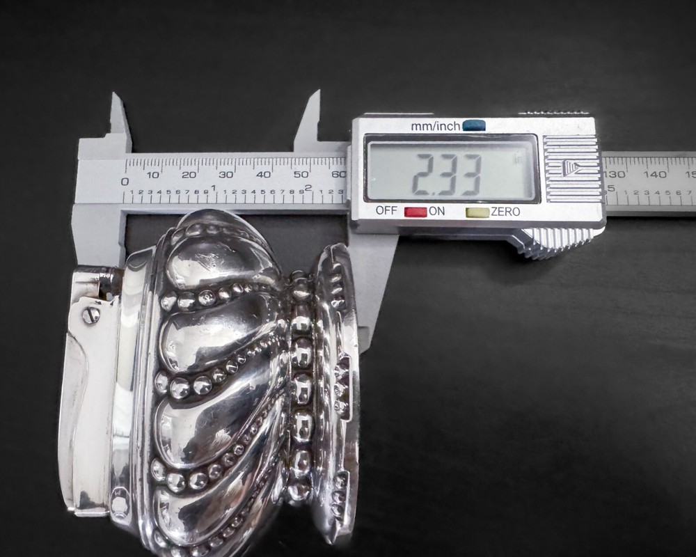 Vintage Ronson Silver Plate Crown Table Lighter 1940s