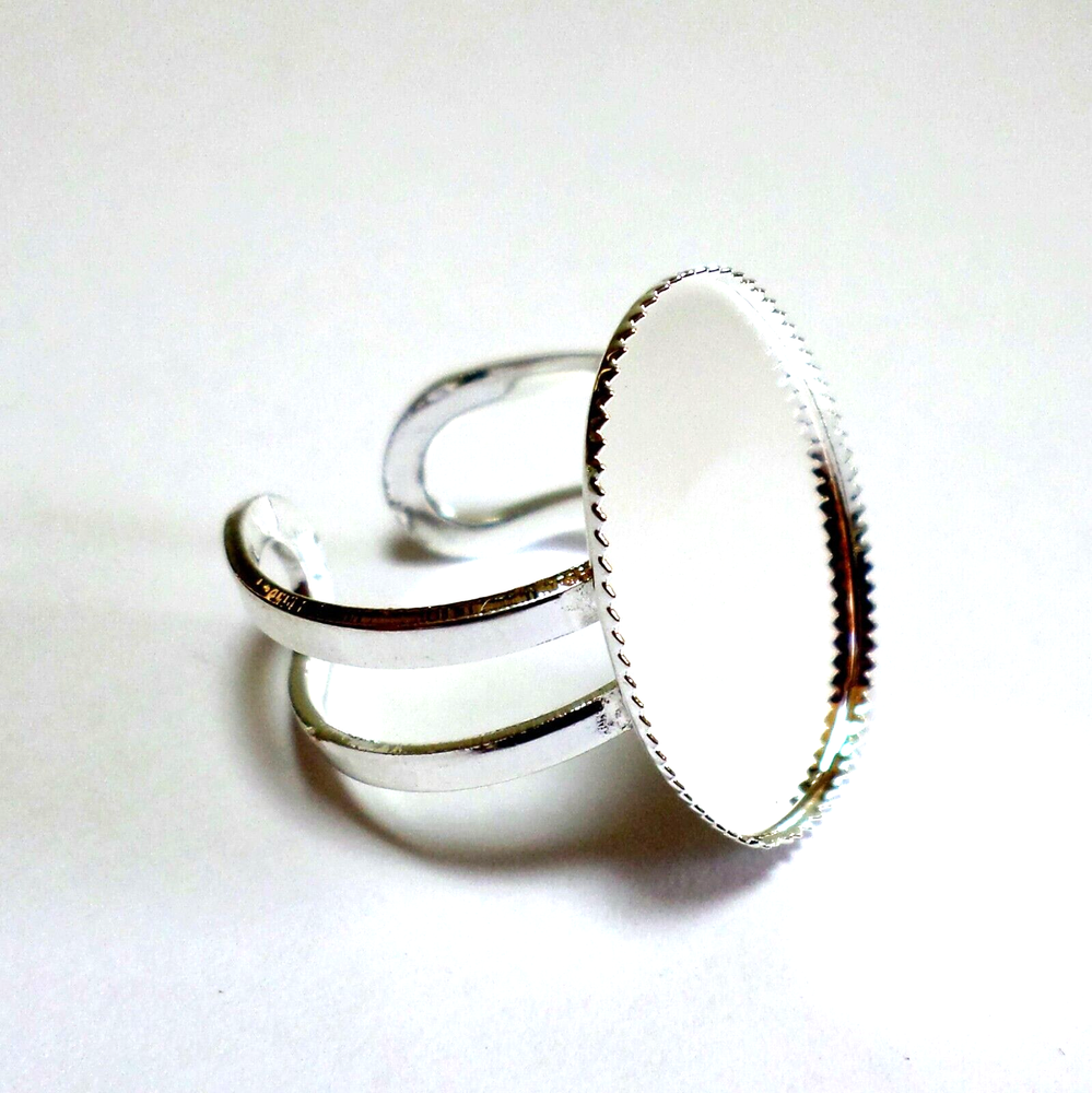 4 Different Colors of 25x18mm Sturdy Adjustable Ring Settings, All Very Nice