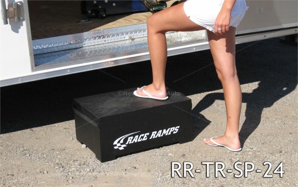 Race Ramps RR-TR-SP-24 24" Trailer Step