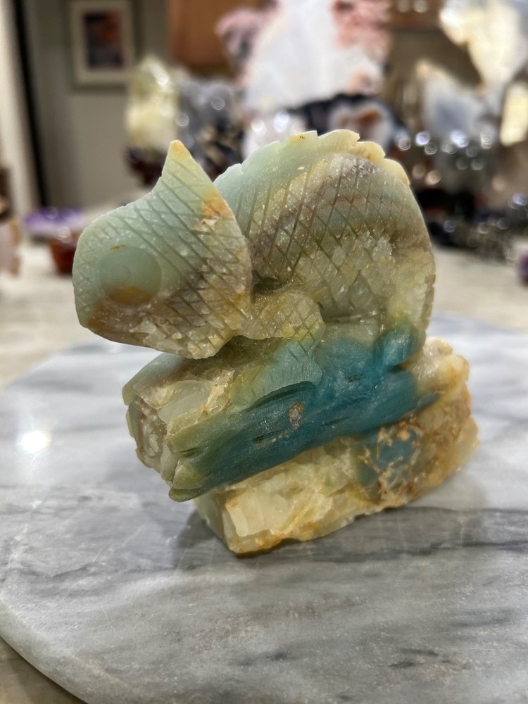 Caribbean Calcite Lizard hand carved
