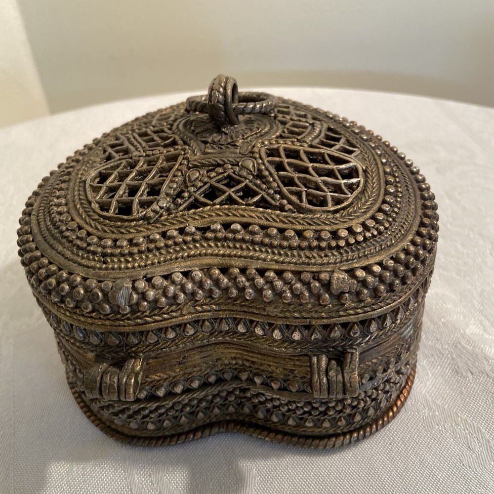 Vintage Old Handcrafted Brass Unique Jali Cut Work Multi Purpose Use Box NH4779
