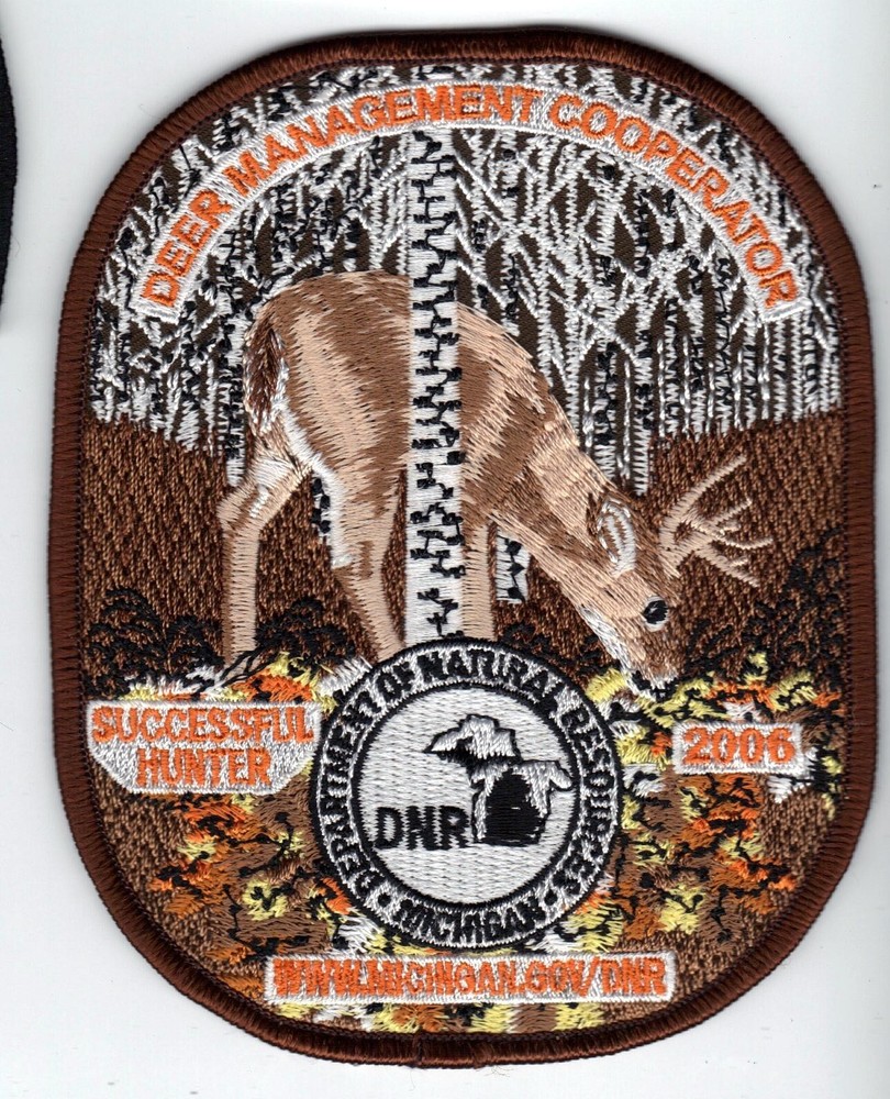 2006 MICHIGAN DNR SUCCESSFUL DEER HUNTER PATCH - MICHIGAN DNR-BEAR-TURKEY-