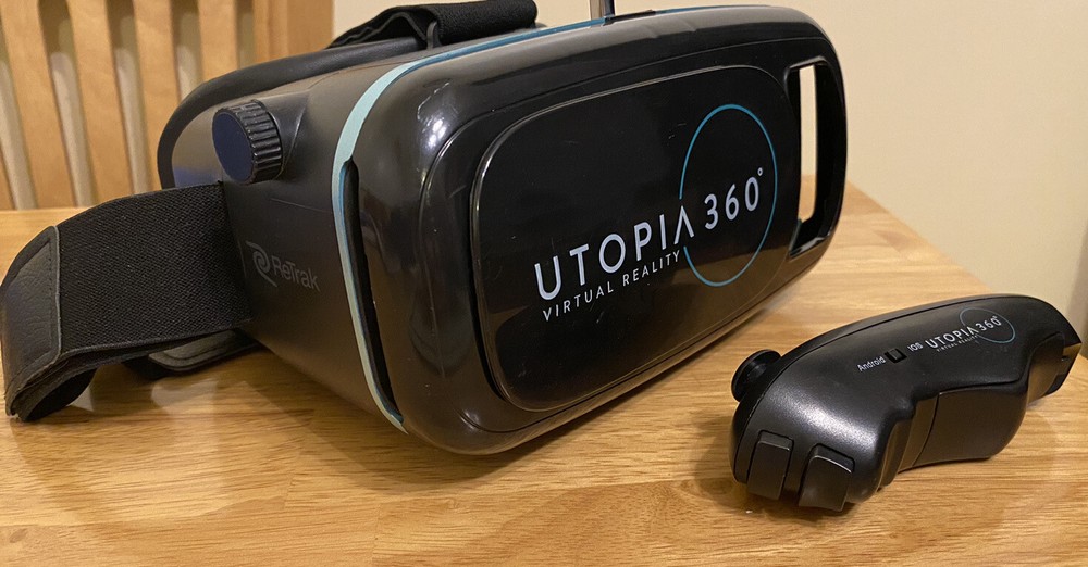 Utopia 360 Virtual Reality 3D VR Headset w Bluetooth remote Controller