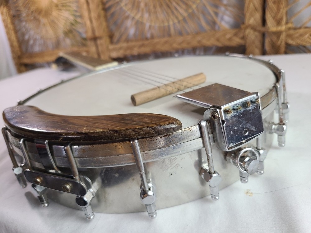 Vintage Kingston 4-String Banjo