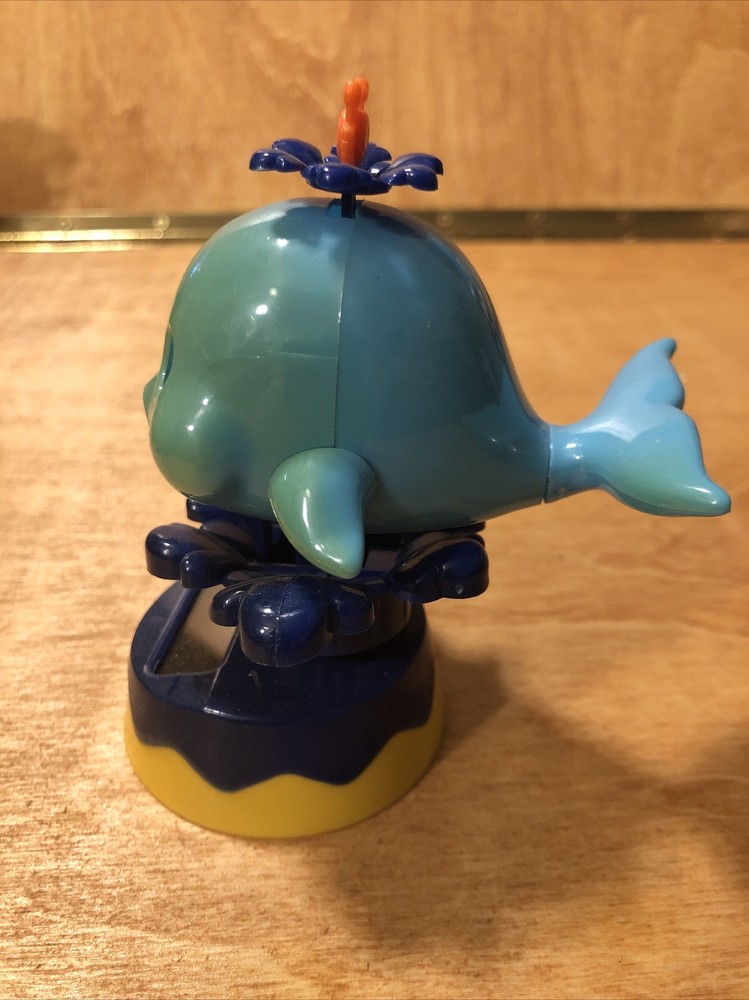 Whale Solar Toy