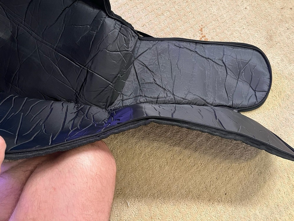 NWT Kaces III Guitar Soft Case In Black Single Strap..