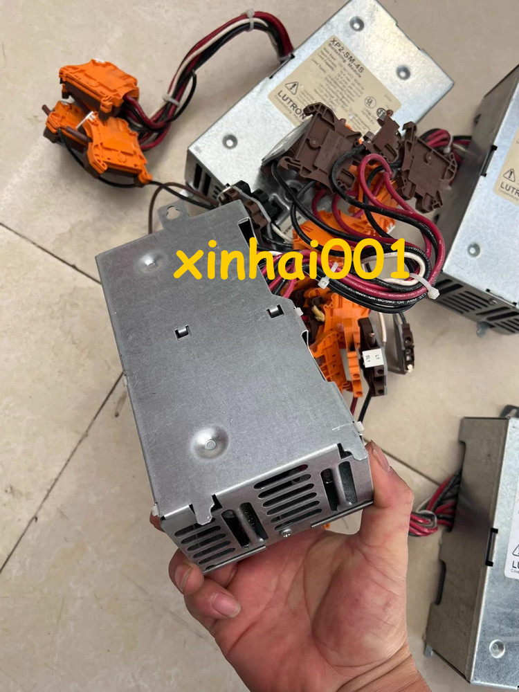 XP2-SM-4S LUTRON SoftSwitch 4-Circuit Control Module Used- TESTED