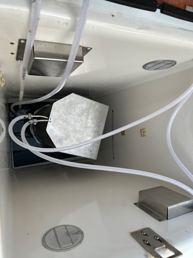 Draft Caddy Beer Cart/Dispenser. 100% self contained