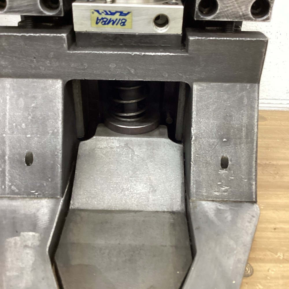Fully Programmable HMXP CNC 4204 Word Clamp