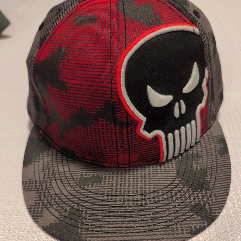 Marvel Punisher Flat Bill Flex Cap