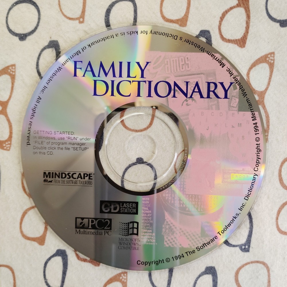 Mindscape Family Dictionary 1994 Windows DOS PC CD-ROM Disc Only