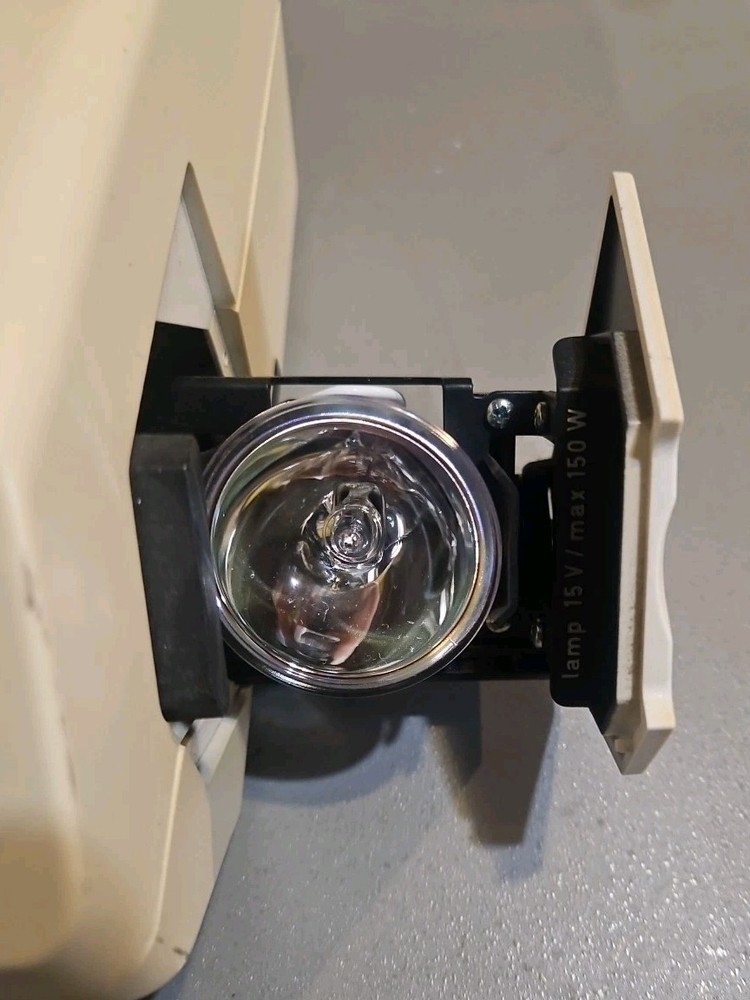 Schott KL1500 Electronic Microscope Fiber Optic Light Source