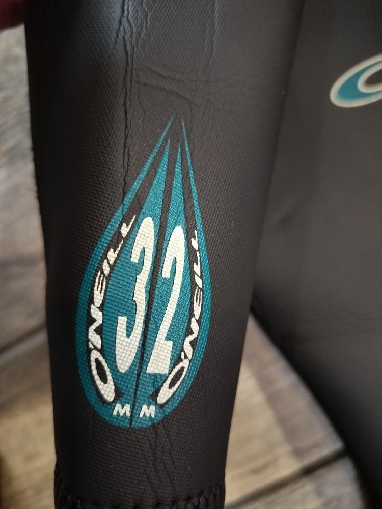 O'Neill 3/2mm Shorty Wetsuit Size Small Used