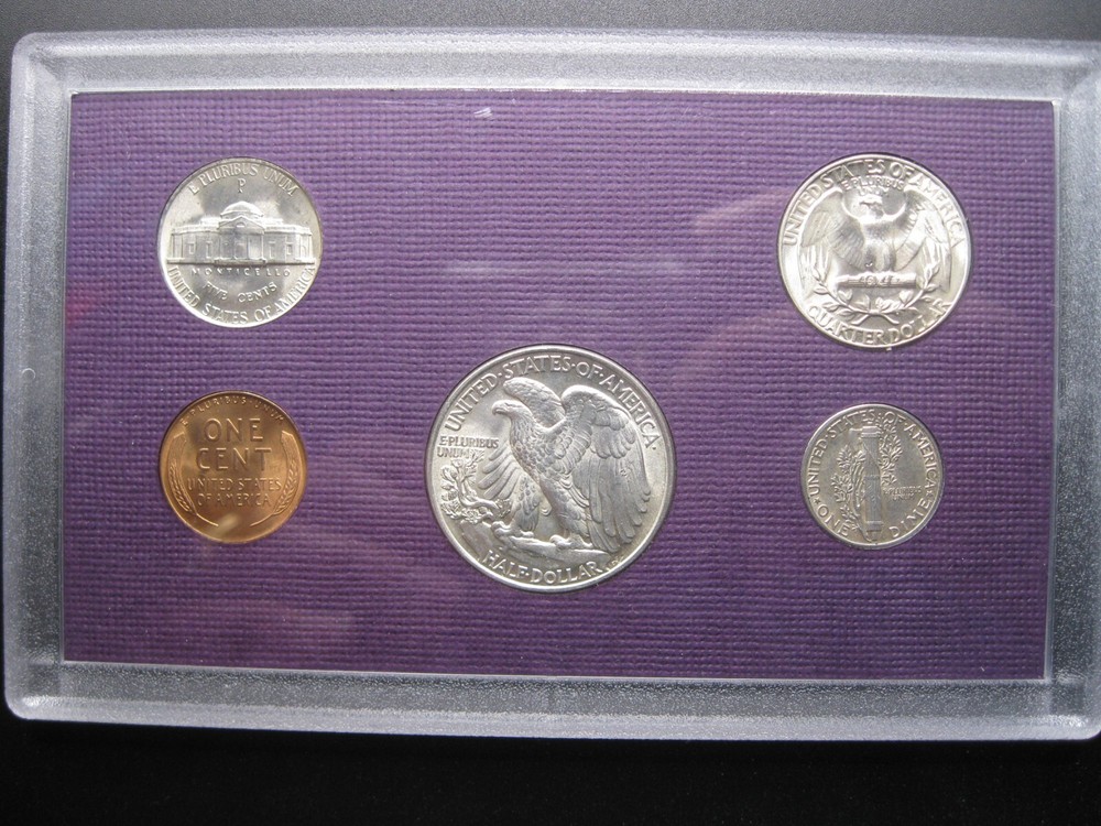 1945 P US Mint Set Brilliant Uncirculated!