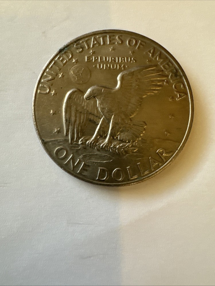 1972 One Dollar Liberty Eisenhower Coin Flying Eagle No Mint Mark!