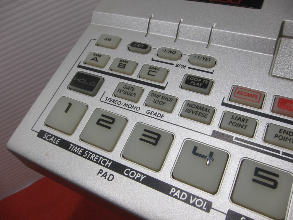 Yamaha SU200 Sampling Unit Loop Sampler Very Good Tested w/ power supply, 128MB