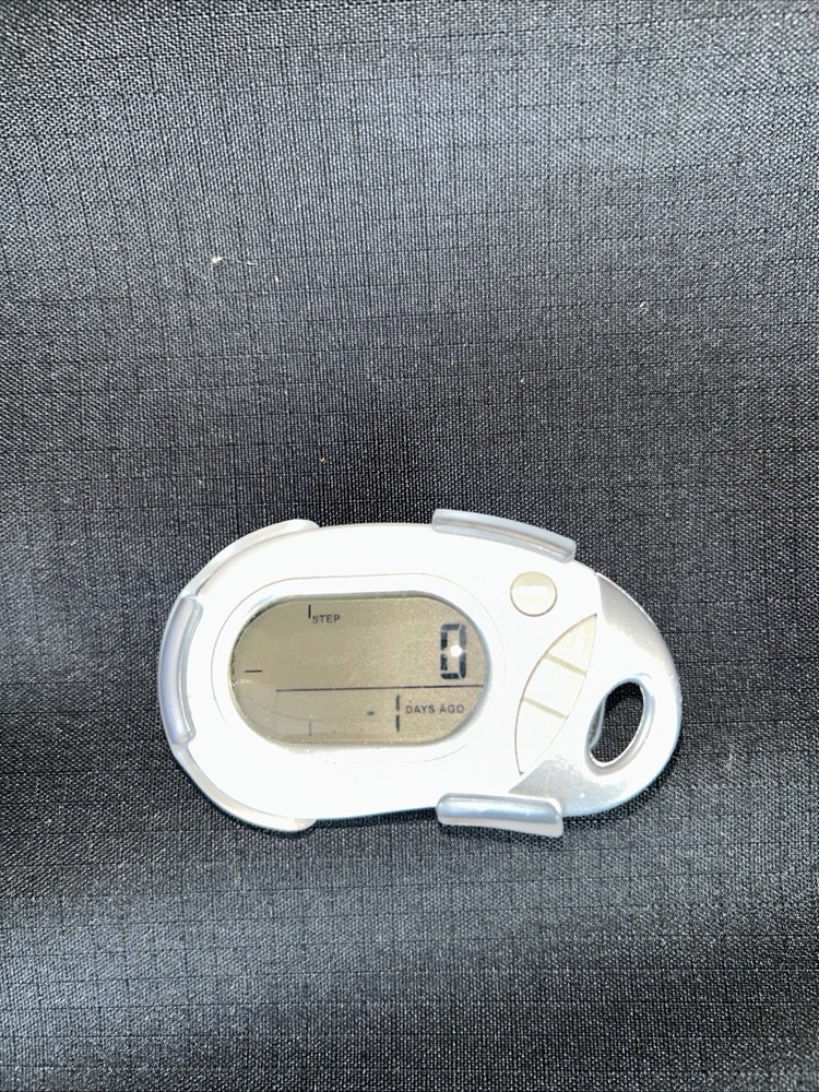 Walking Pedometer Electronic 3D Sensor High Accuracy White Step Counter & Clip