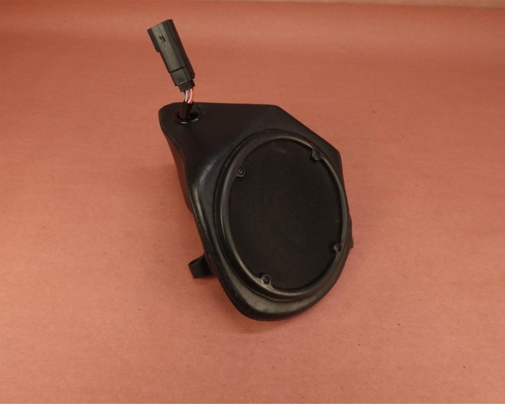 2007-2011 Harley Davidson FLHTCUSE CVO Ultra Classic LEFT SPEAKER