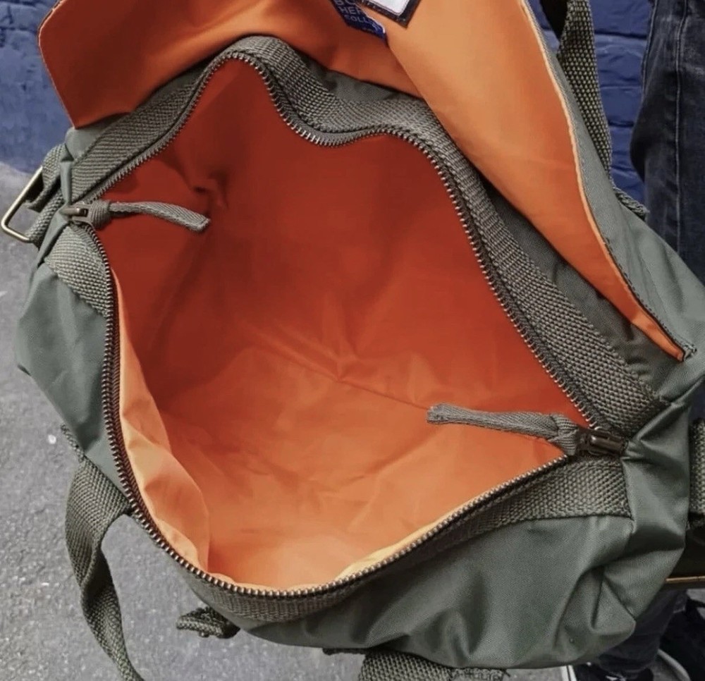Red Canoe Boeing Stow Bag EUC