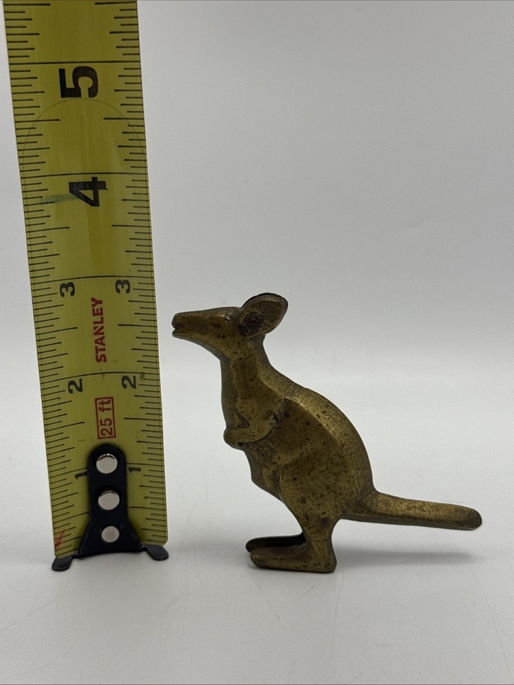 Small Solid Brass Kangaroo Figure Unmarked 2 3/4” X 3” curious look