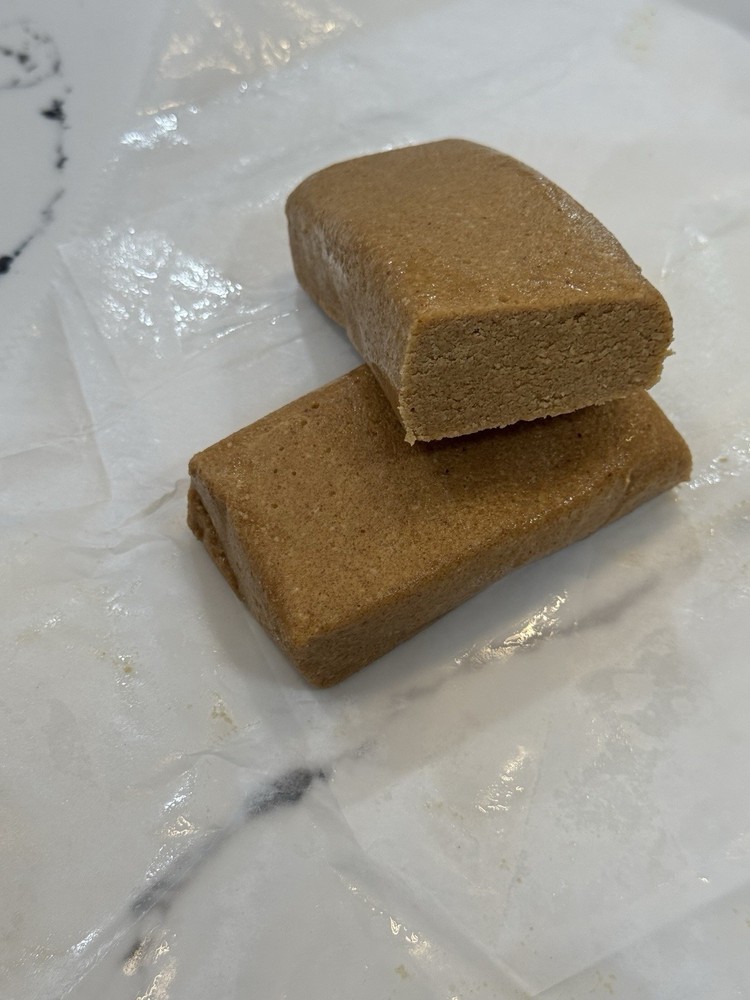 Turron De Mani. Peanut Bar.