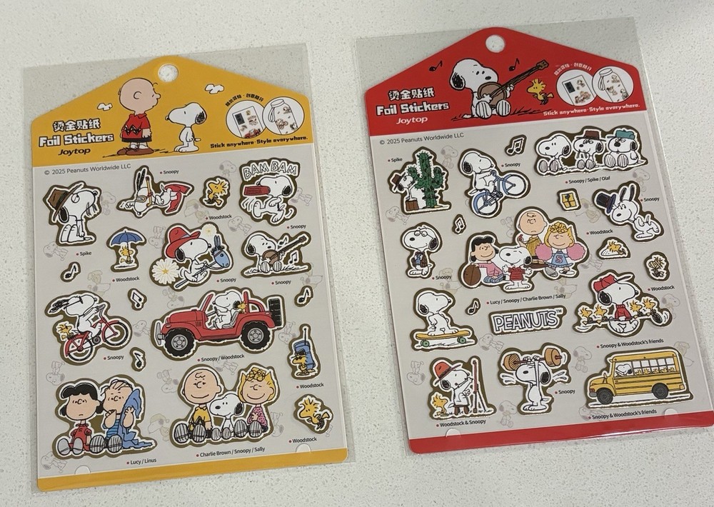 (Set Of 2) Peanuts Snoopy Foil Stickers