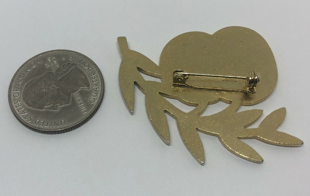 Warrens Wisconsin Pin