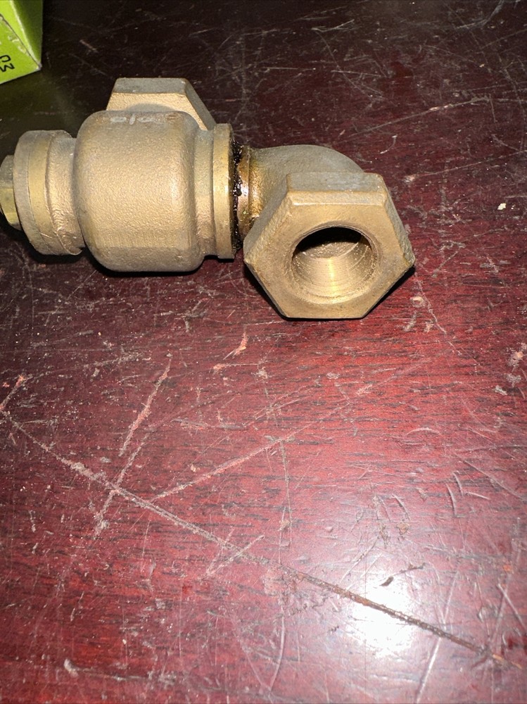 Lunkenheimer 90 Check Valve 1/2"