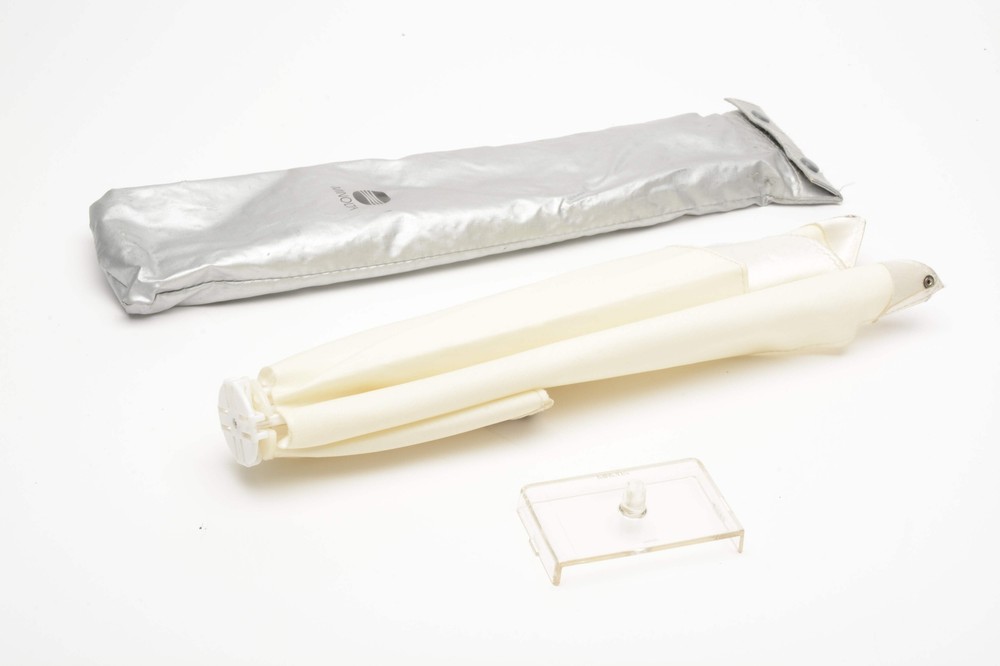 Minolta Bounce Reflector III Set Flash Accessory in pouch