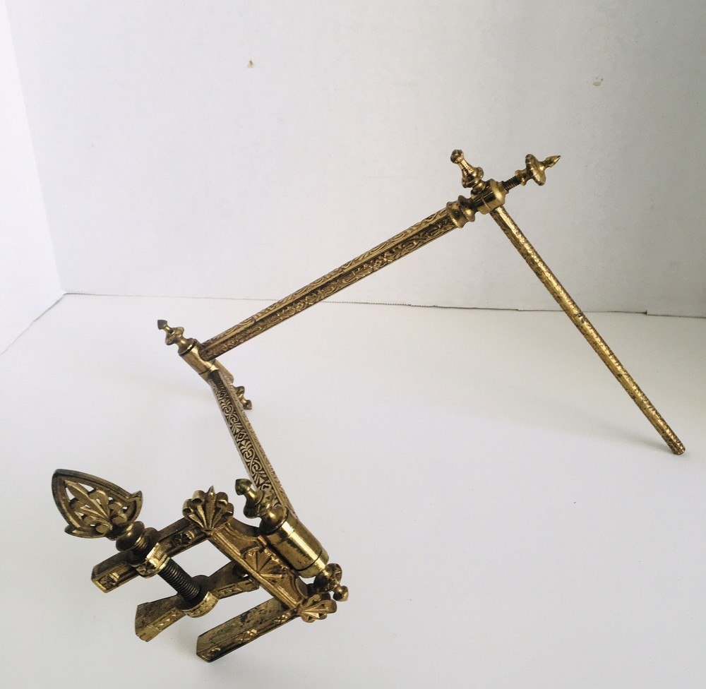Victorian Brass Expandable Arm & Clamp Fire Screen Holder