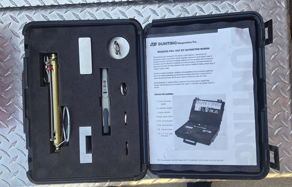 Bunting Magnetic Products Standard Pull test kit Complete In Carry Case Nice!