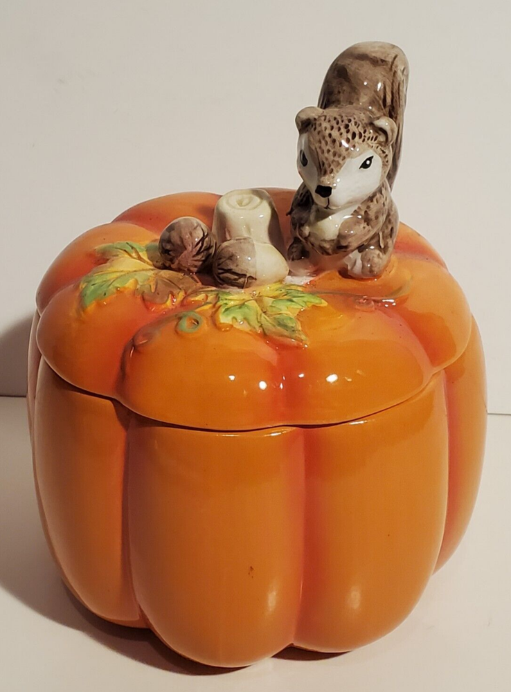 CERAMIC THANKSGIVING FALL HOLIDAY LIDDED PUMPKIN DISH SQUIRREL FLOWER BOWL