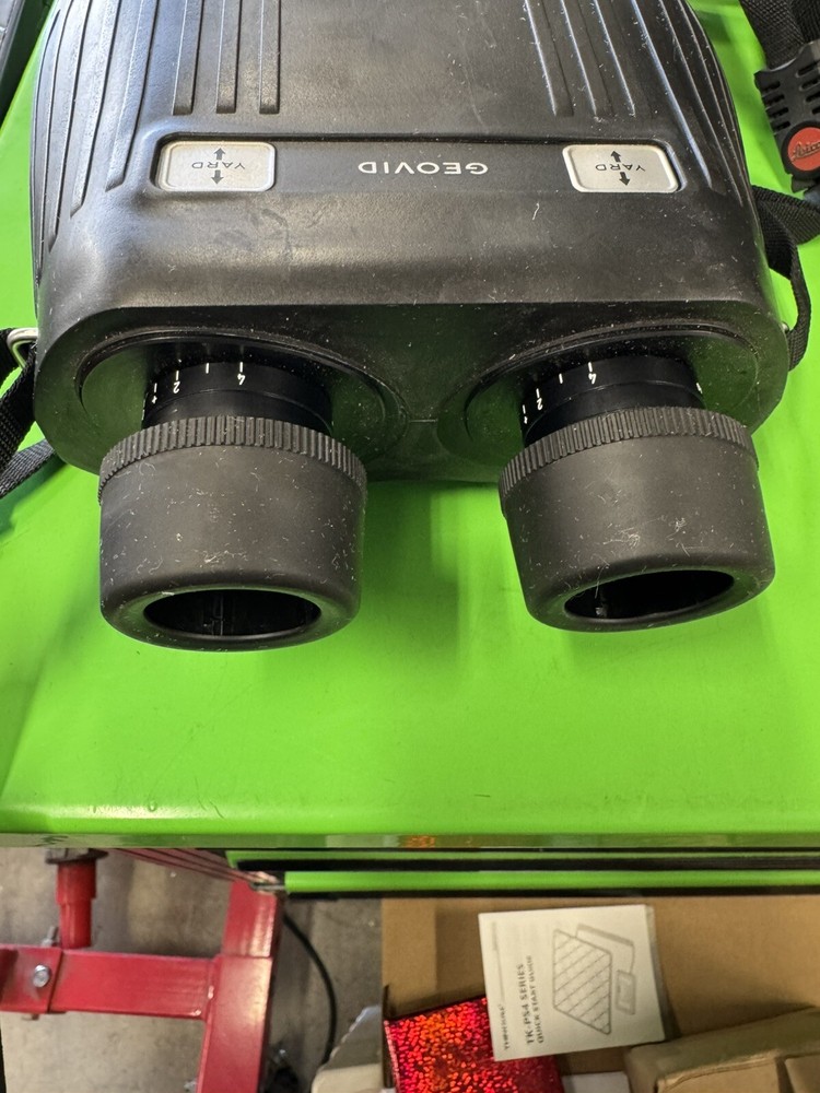 Leica Geovid BD 7x42 Binoculars
