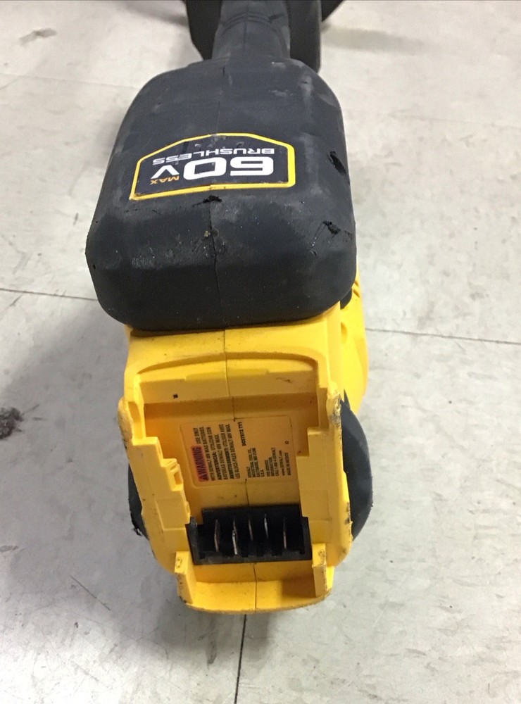 DEWALT Brushless Attachment Capable String Trimmer - 17" DCST972 (Tool Only)